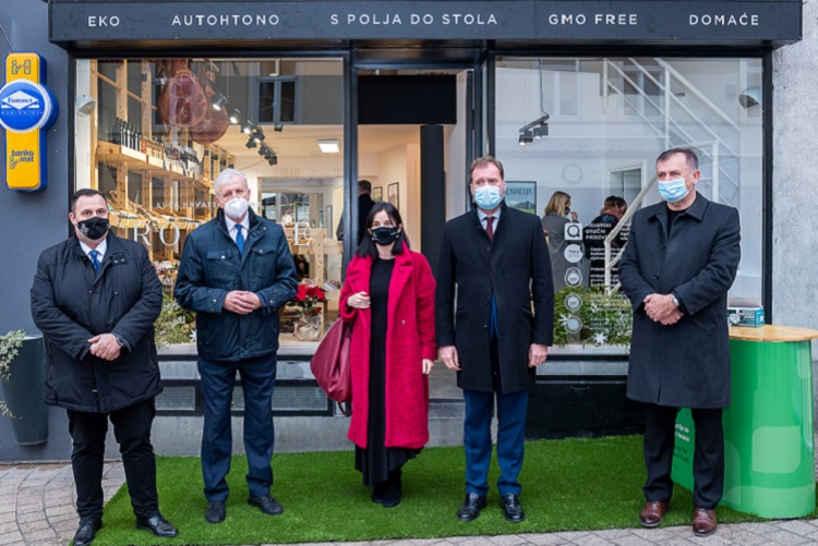 Slika /slike/Priopcenja/Otvaranje Crotaste2.jpg